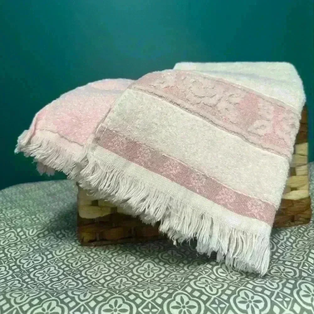 Set of 2 Vintage Cannon Hand towels in pink